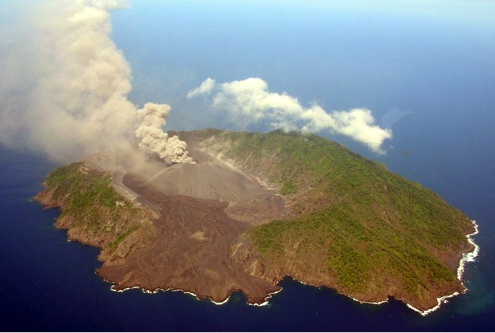 Barren Island: Hidden Paradise of Nature With The Only Active Volcano of India